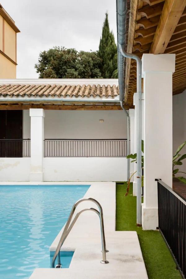 Artqhost Jerez Huge Loft & Free Parking Apartment Jerez de la Frontera Bagian luar foto