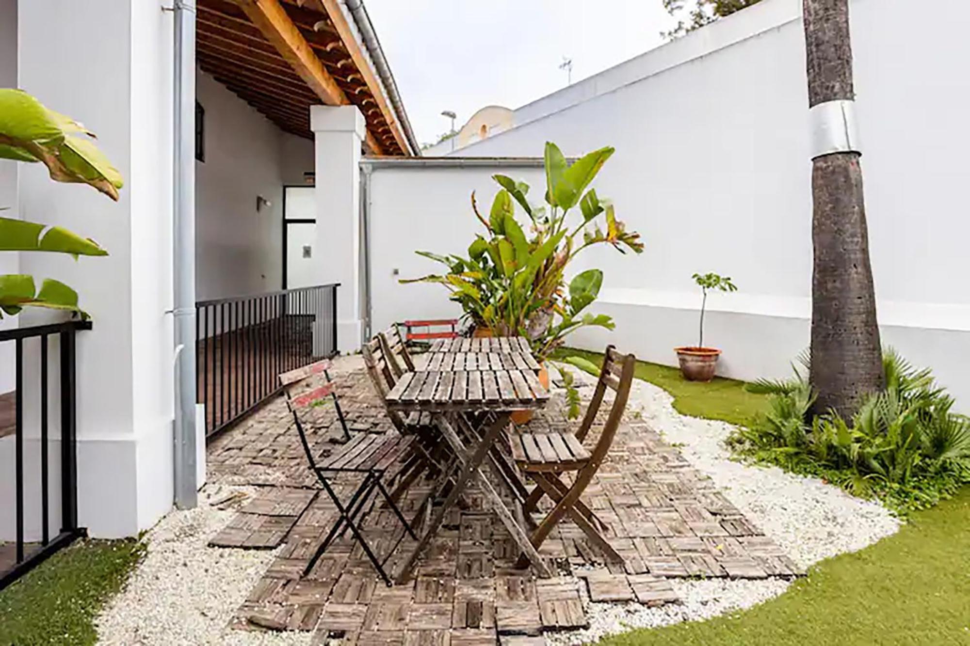 Artqhost Jerez Huge Loft & Free Parking Apartment Jerez de la Frontera Bagian luar foto