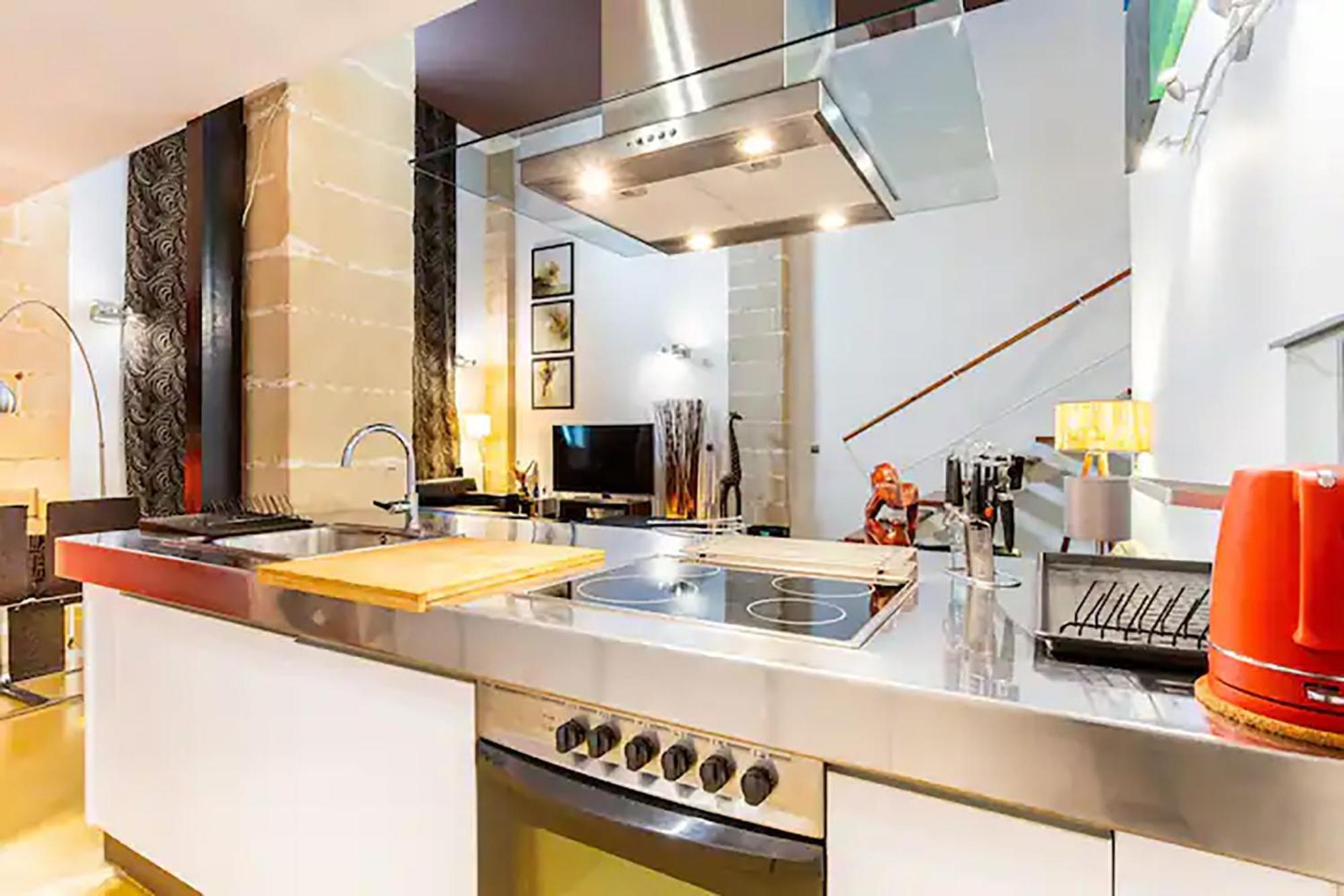 Artqhost Jerez Huge Loft & Free Parking Apartment Jerez de la Frontera Bagian luar foto