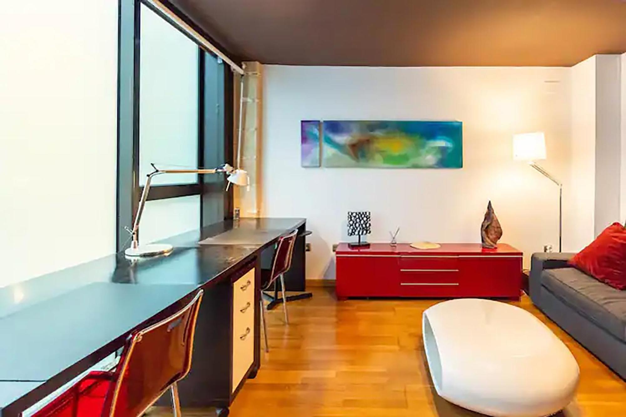 Artqhost Jerez Huge Loft & Free Parking Apartment Jerez de la Frontera Bagian luar foto