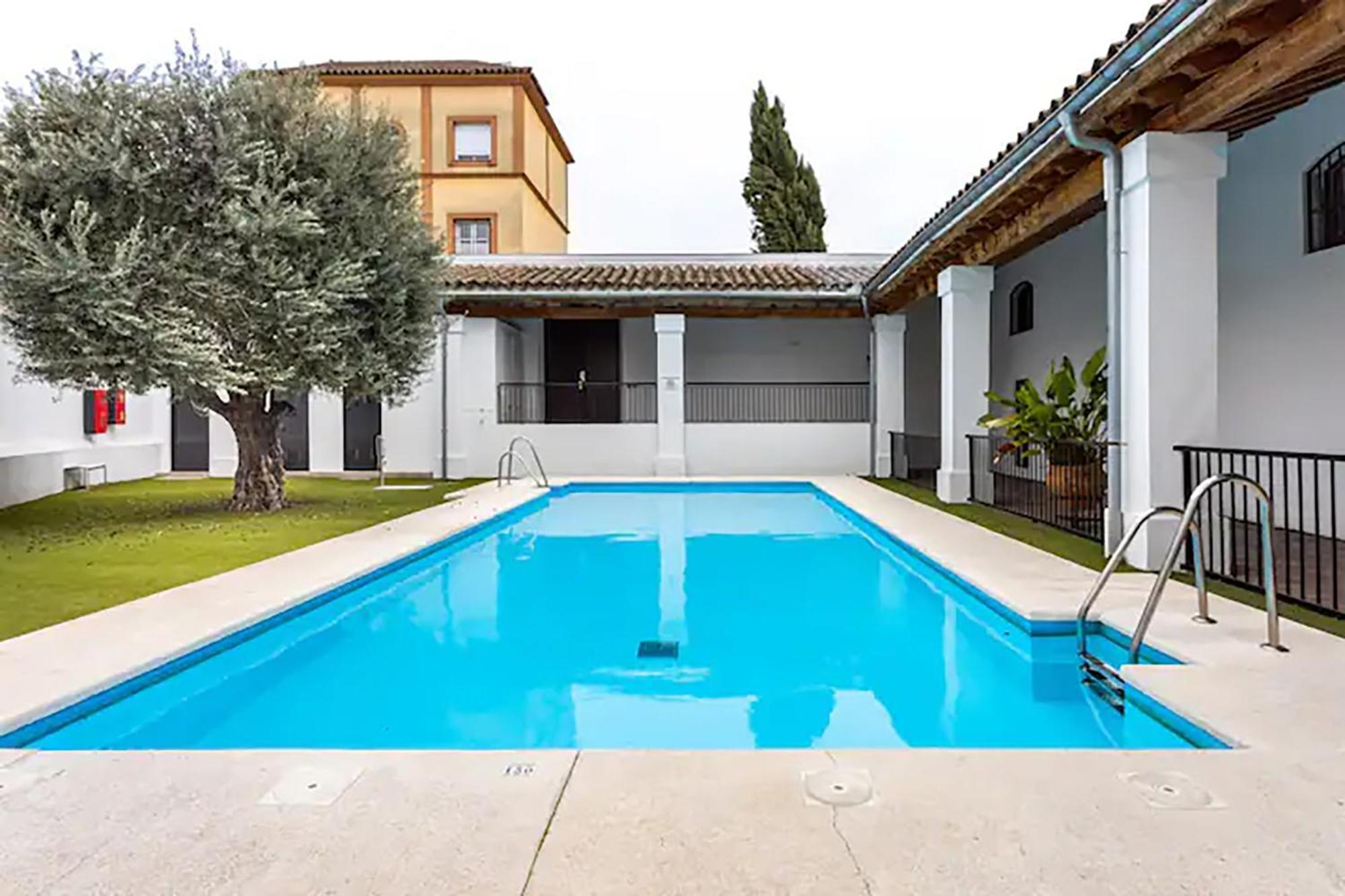 Artqhost Jerez Huge Loft & Free Parking Apartment Jerez de la Frontera Bagian luar foto